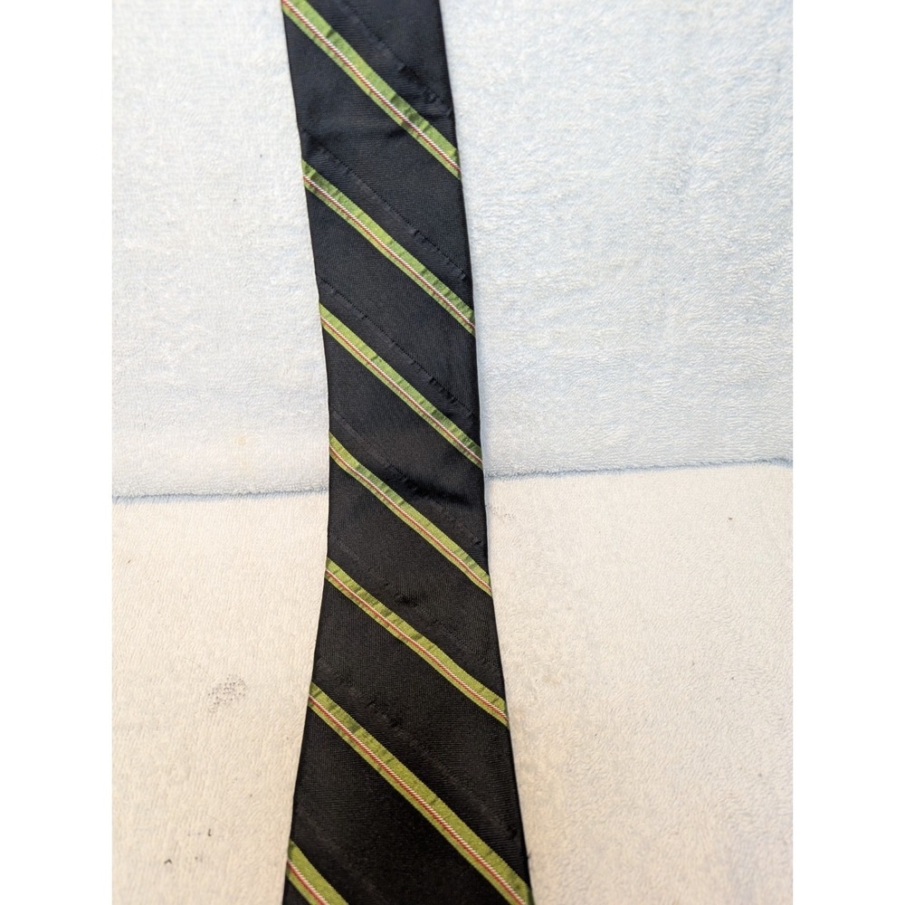 Brooks Brothers‎ Irregular Silk Mens Tie Black green red white Made in USA